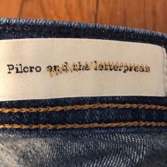 Jeans - Picture 2 of 4